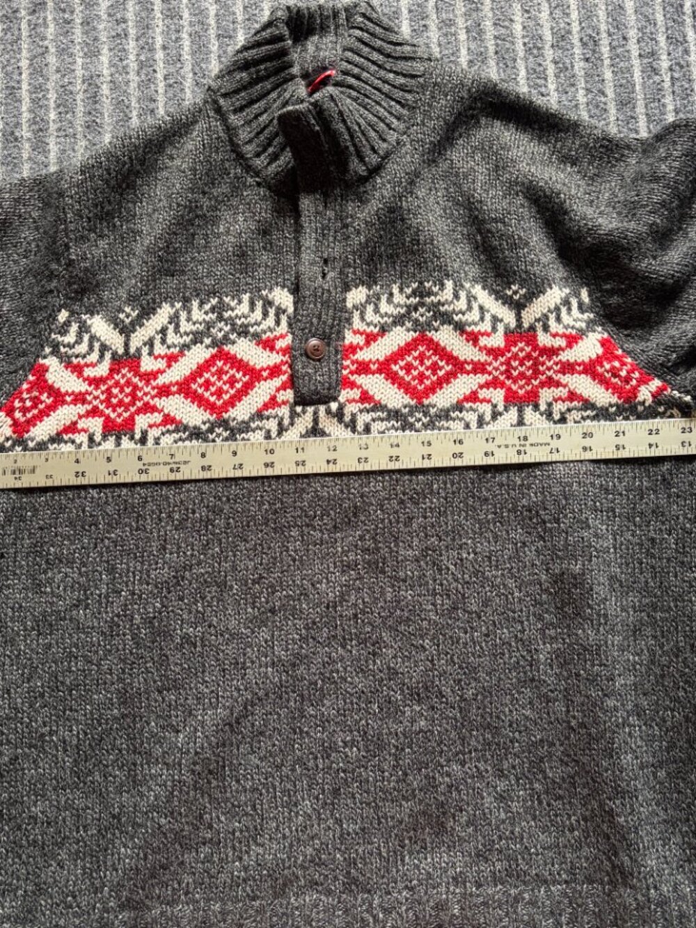IZOD Men's Nordic Fair Isle Mock Neck Sweater Size XL - Picture 9 of 9